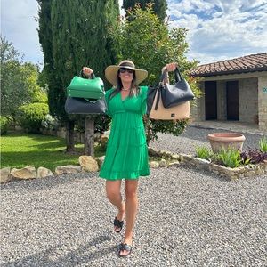 Meet your Posher, Elizabeth